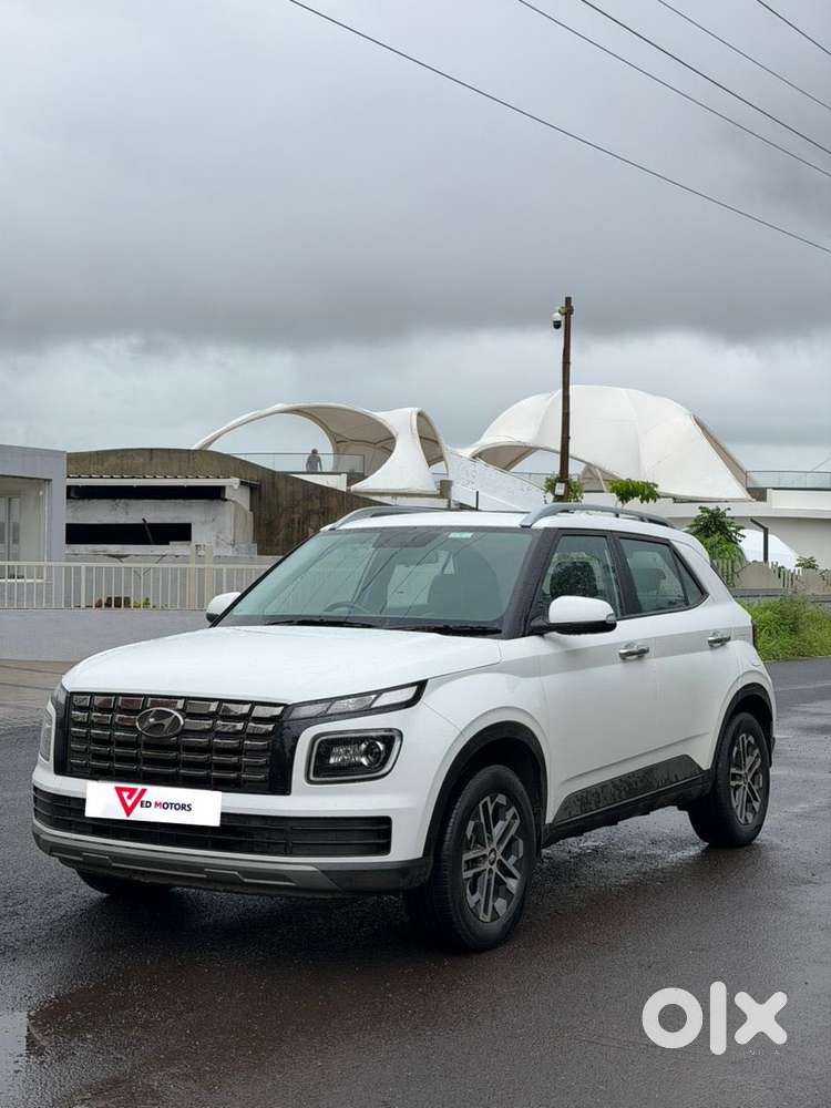 Hyundai Venue 1.0 Sx (o) Turbo Dct, 2023, Petrol