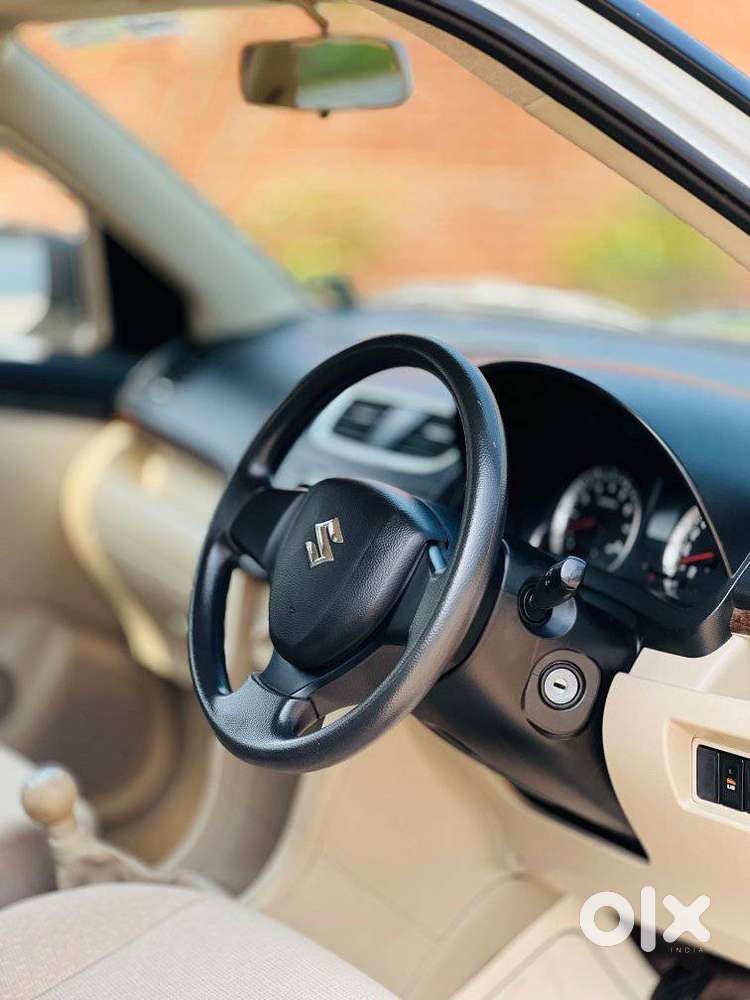 Maruti Suzuki Swift Dzire 1.2 Vxi, 2016, Petrol