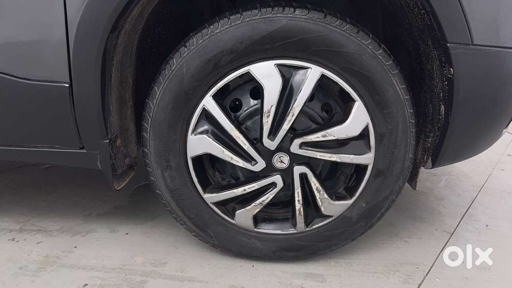 Tata Punch Pure, 2023, Petrol