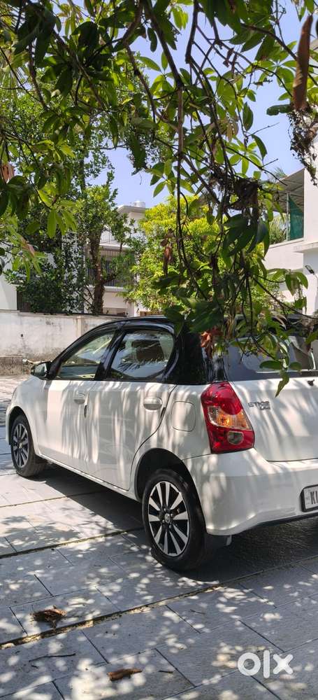 Toyota Etios Liva [2017-2020] 1.2 V Sp, 2019, Petrol