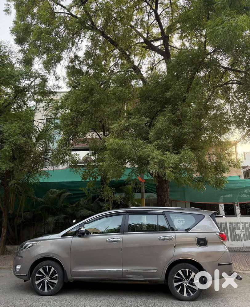 Toyota Innova Crysta 2.4 Z 7 Str, 2024, Diesel