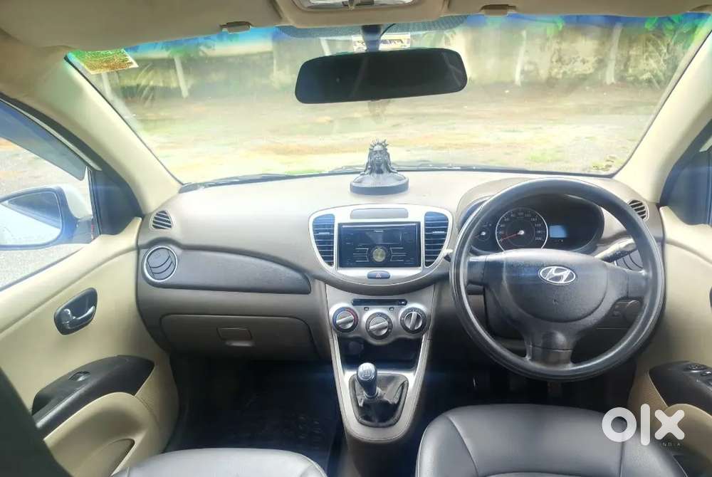 Hyundai I10 2012 First Owner Mint Condition With Back Camera