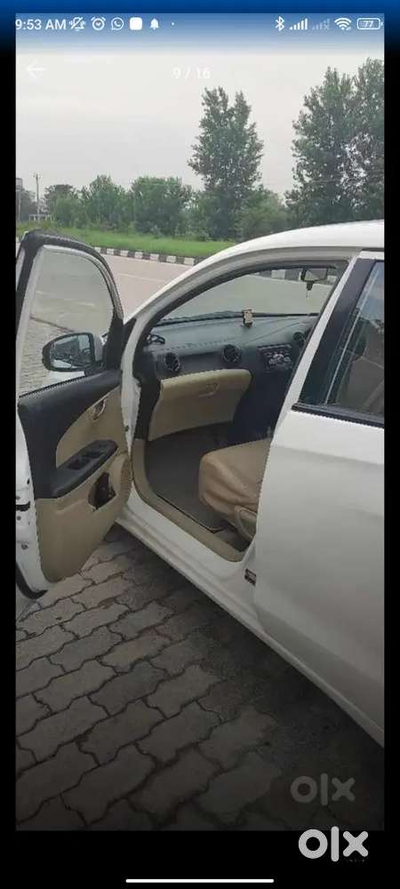 Honda Amaze 1.5 V 2015 Top Model