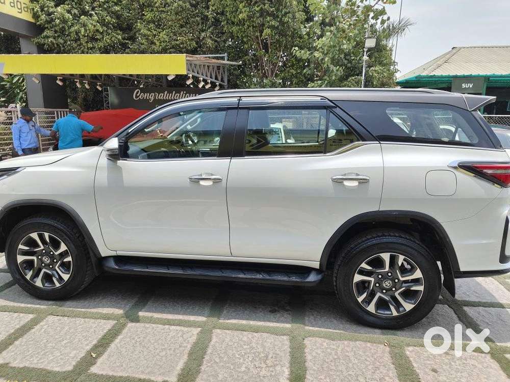Toyota Fortuner Legender 4x2 At 2.8, 2024, Diesel