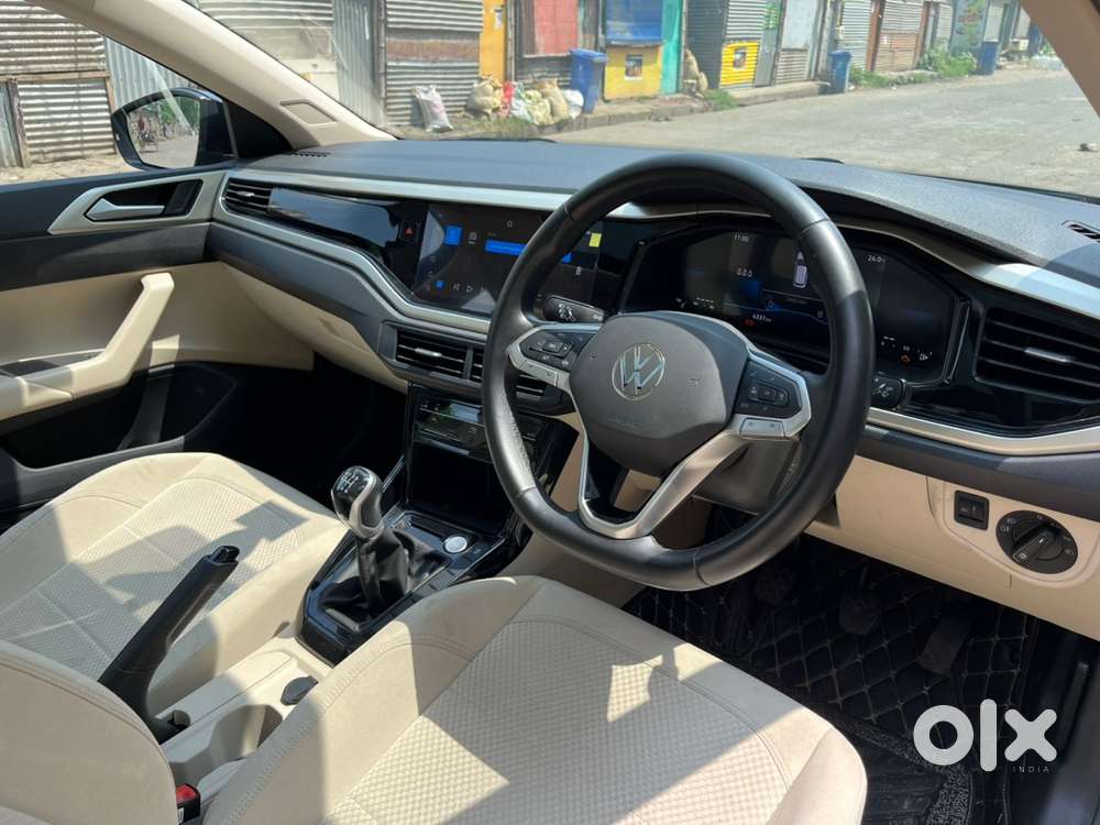 Volkswagen Virtus Highline Plus 1.0 Tsi Mt Less Driven Car