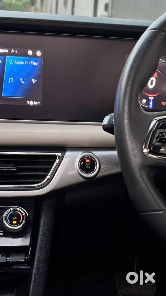 Mahindra Xuv700, 2025, Petrol