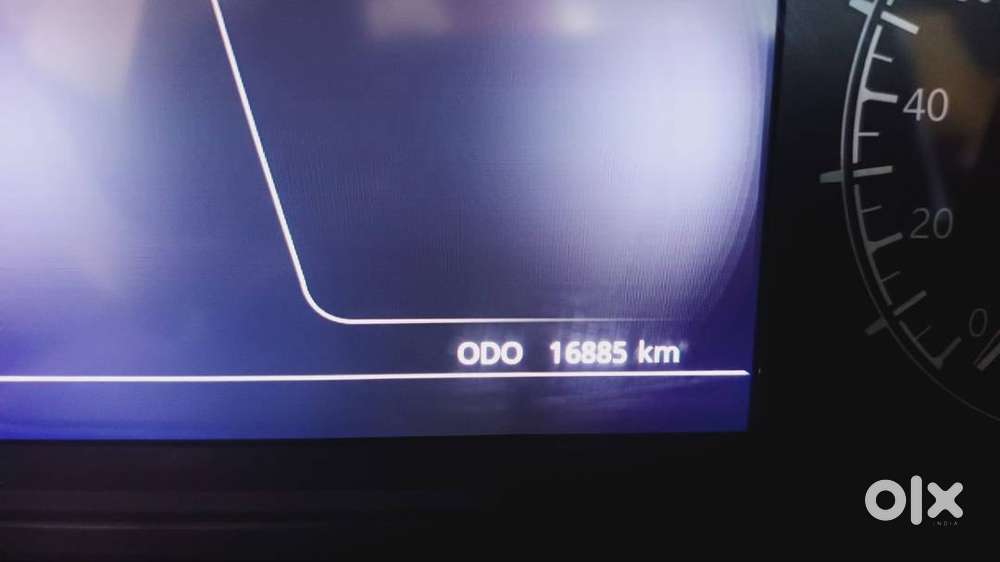 T Safari Xz+ (mt Diesel 2.0l) - Tropical Mist Adventure -7 Seater