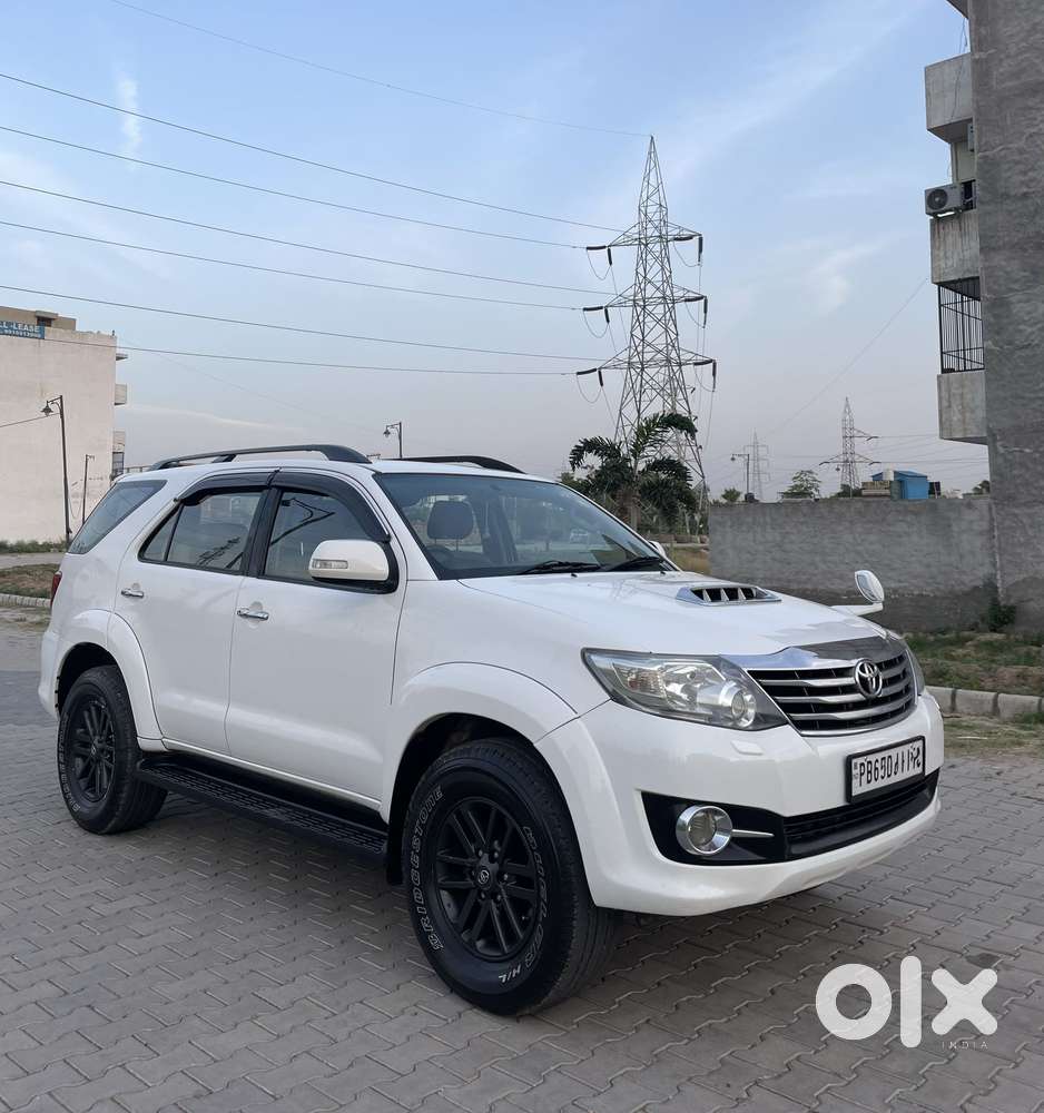 Toyota Fortuner 4x2 At, 2015, Diesel