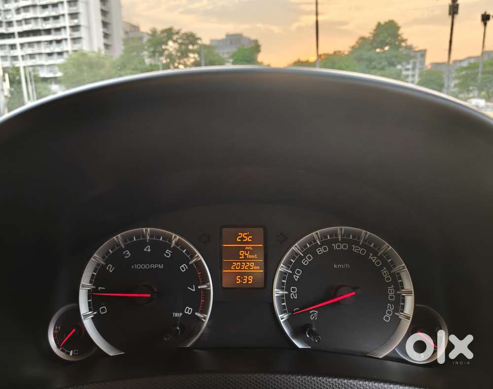 Maruti Suzuki Swift Dzire 1.3 Zxi, 2015, Petrol