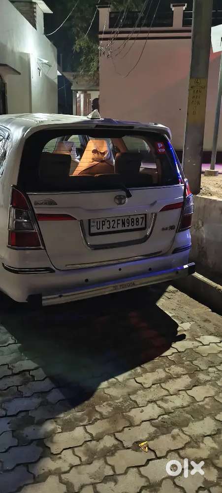 Toyota Innova 2016 Diesel 90000 Km Driven