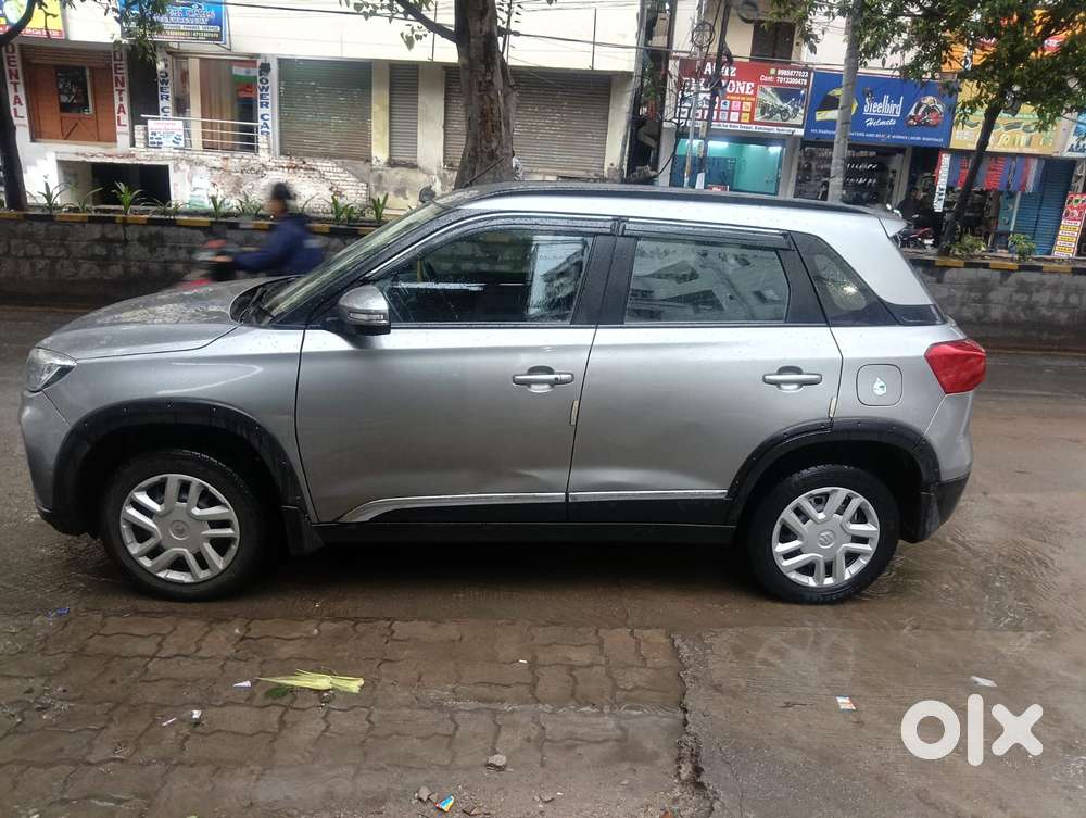 Maruti Suzuki Brezza 1.5 Vxi Smart Hybrid, 2022, Petrol