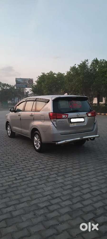 Toyota Innova Crysta 2017