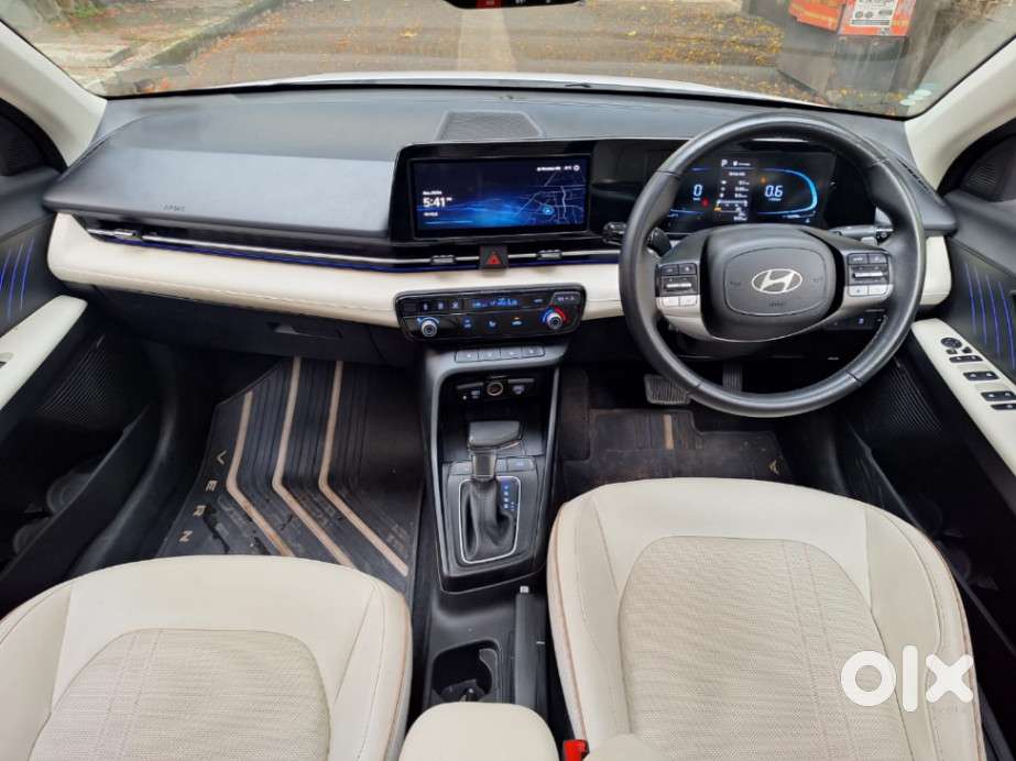 Hyundai Verna 1.5 Sx (o) Vtvt Ivt, 2023, Petrol