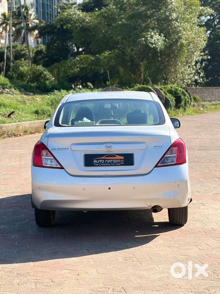 Nissan Sunny Xv, 2014, Petrol