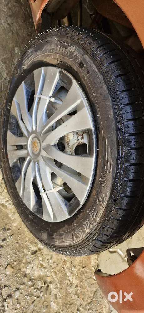 With New Tyre ,stepni Fully Loaded Family Car , With Full Cng 300km