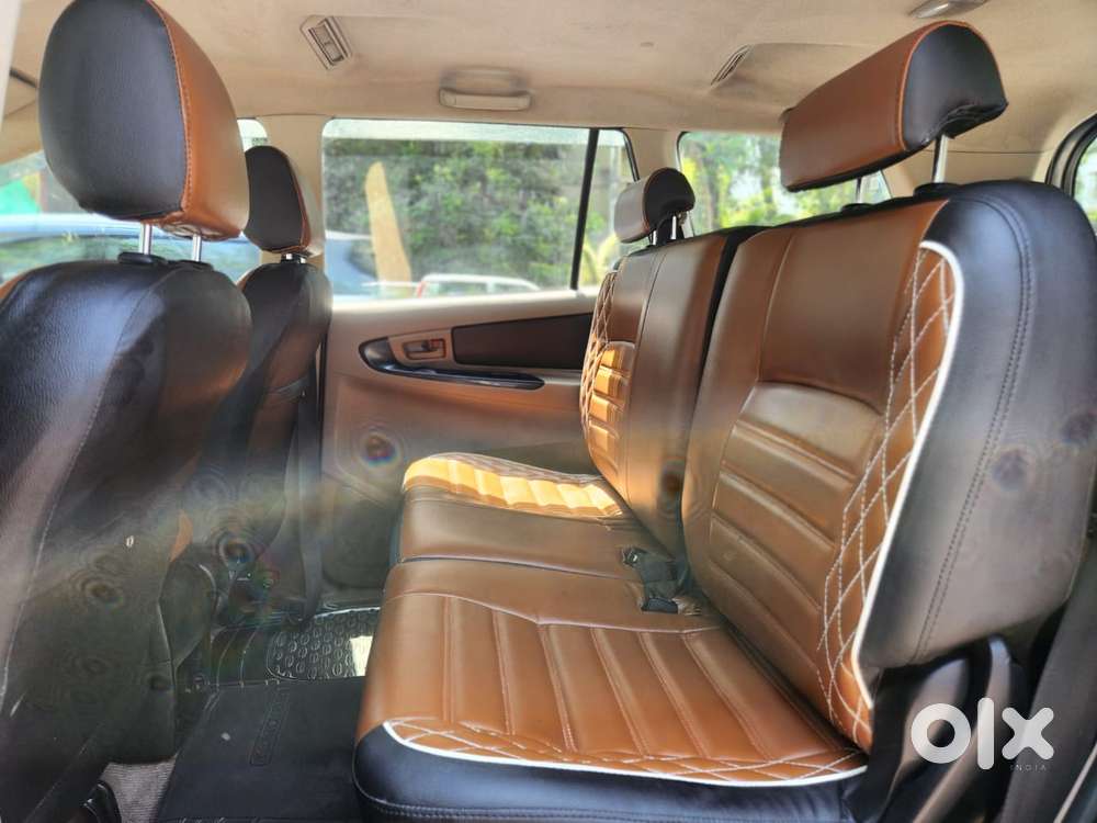 Toyota Innova 2.5 G (diesel) 8 Seater, 2016, Diesel