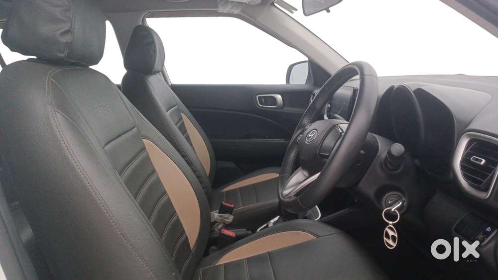 Hyundai Venue 1.2 S Plus, 2022, Petrol