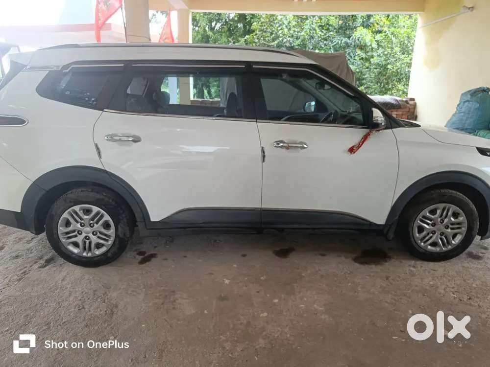 Kia Carens Prestige 2023