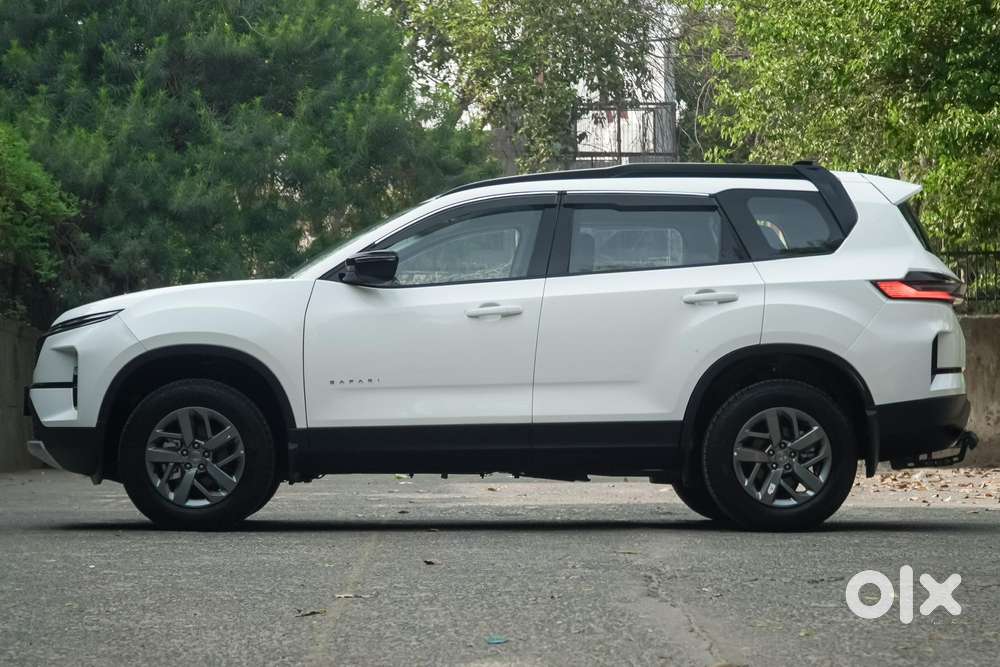 Tata Safari Pure Plus S At, 2025, Diesel