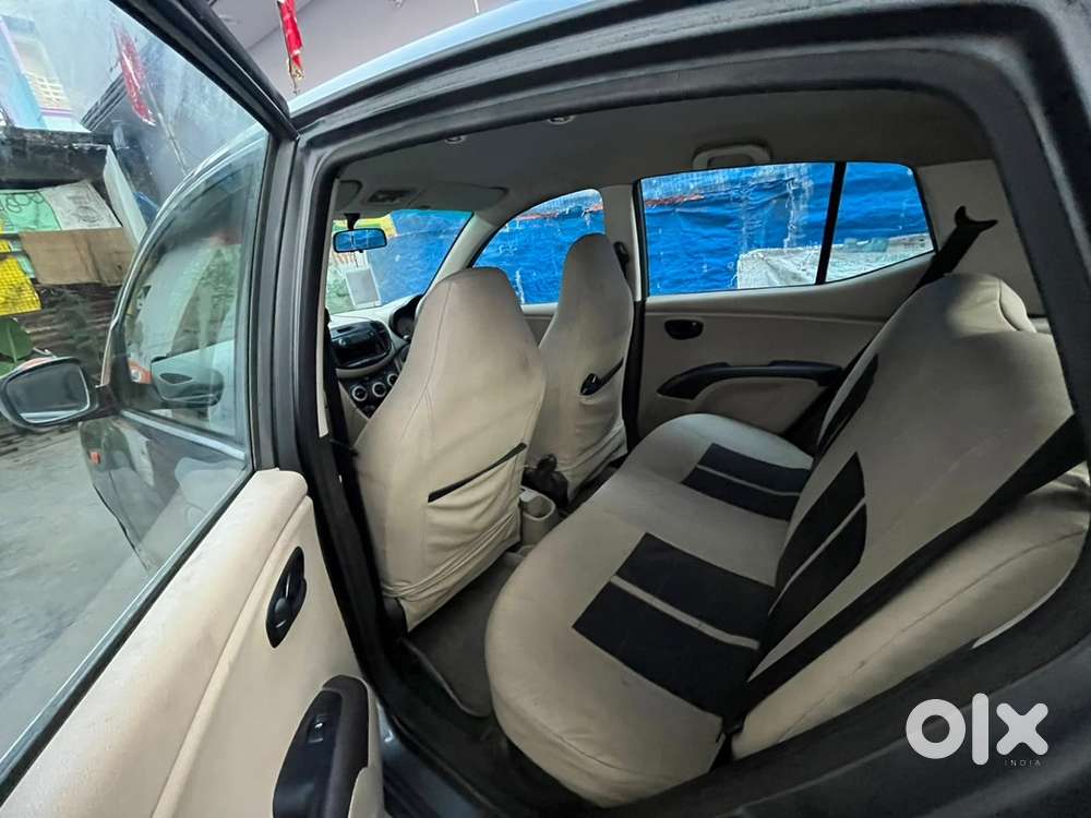 Hyundai I10 Gls Petrol 2010