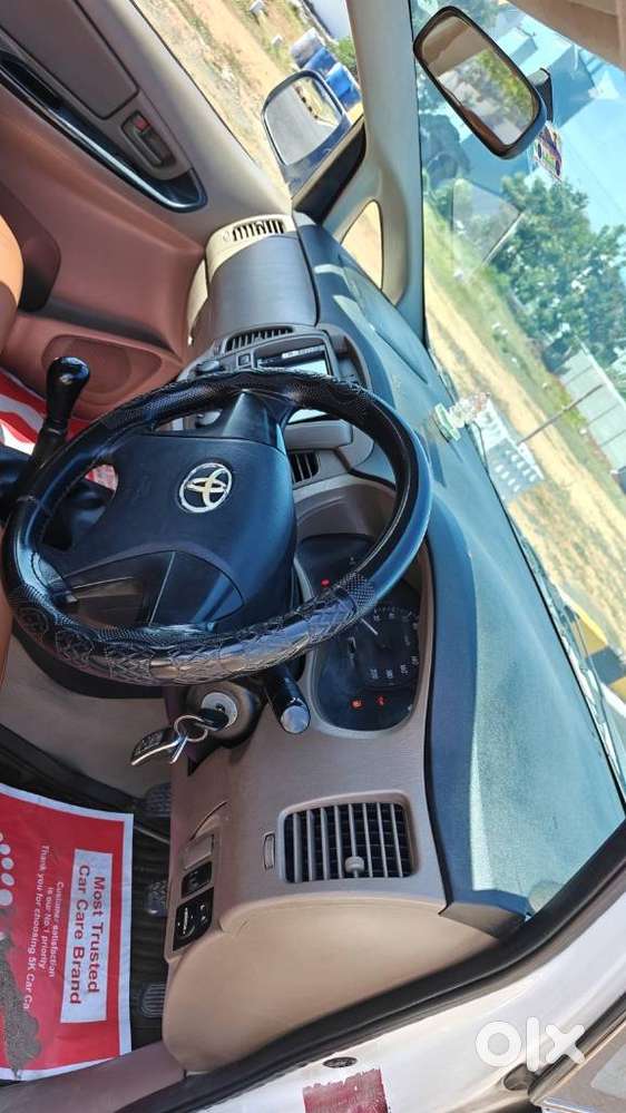 Toyota Innova 2.5 G (diesel) 8 Seater, 2016, Diesel