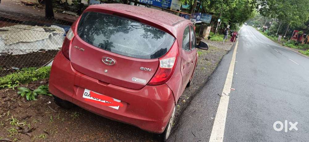 Hyundai Eon 0.8 Magna Plus Airbag, 2012, Petrol