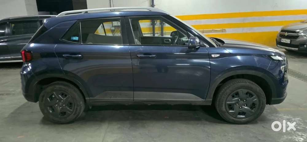 Hyundai Venue S 1.2 Petrol, 2023, Petrol
