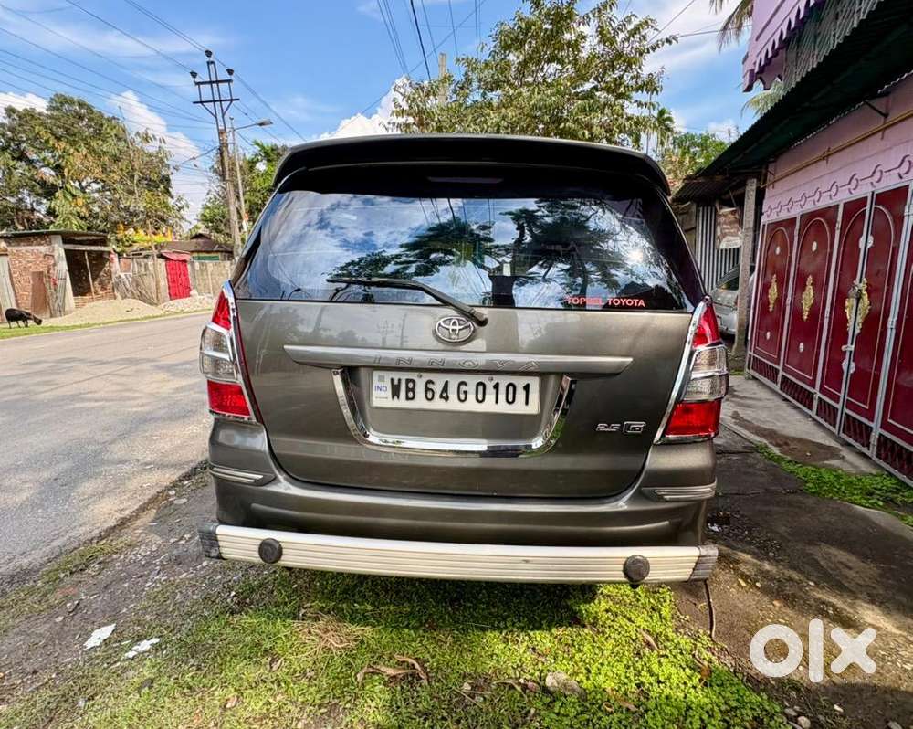 Toyota Innova 2012 Diesel Well Maintained