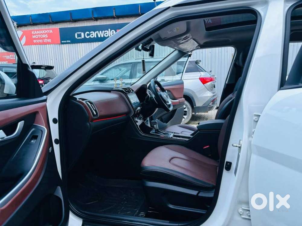 Hyundai Alcazar 2.0 Signature (o) Petrol At 7 Str, 2023, Petrol
