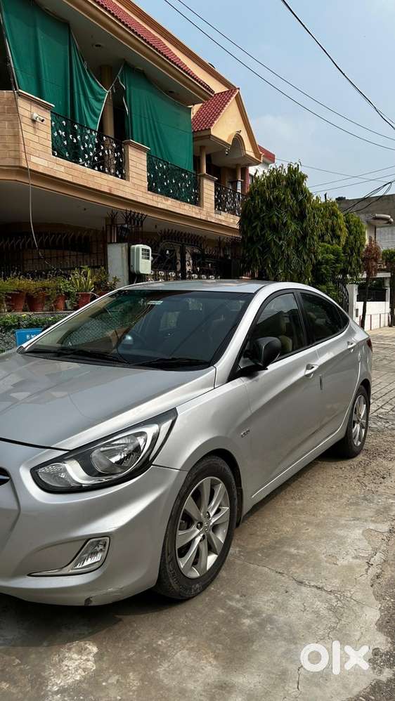 Hyundai Fluidic Verna 2011