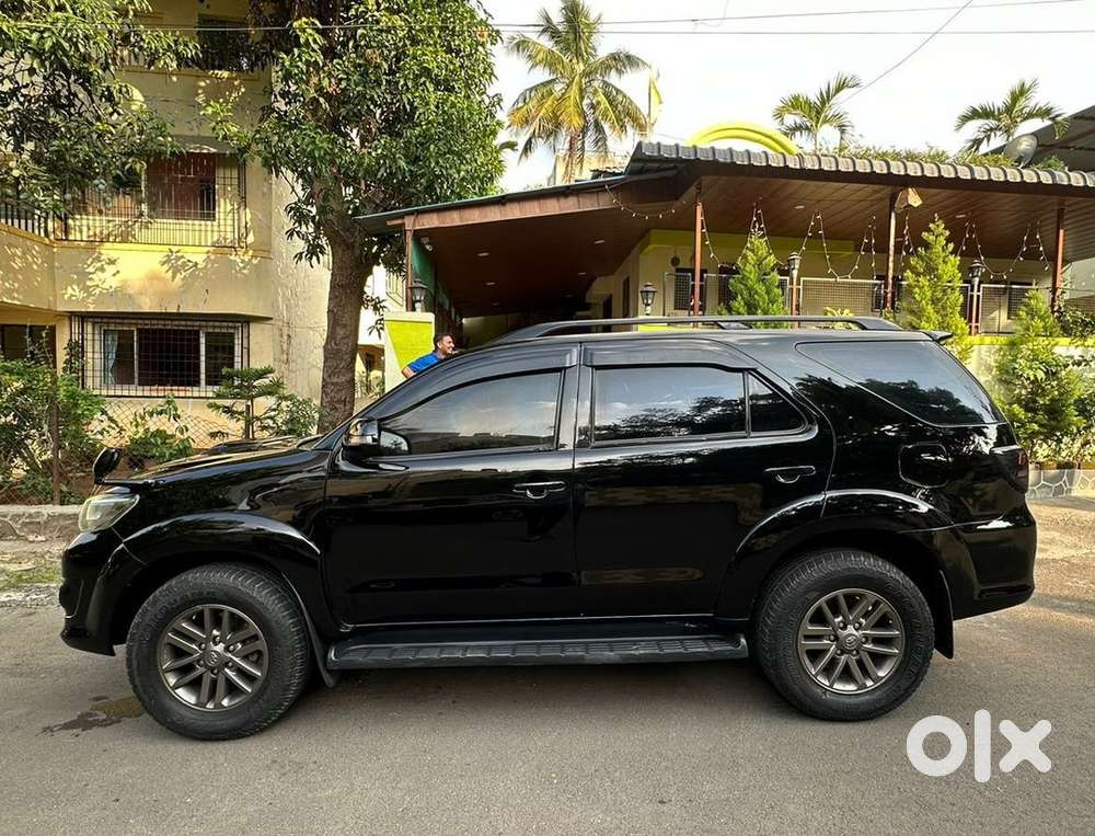 Toyota Fortuner Diesel 2012