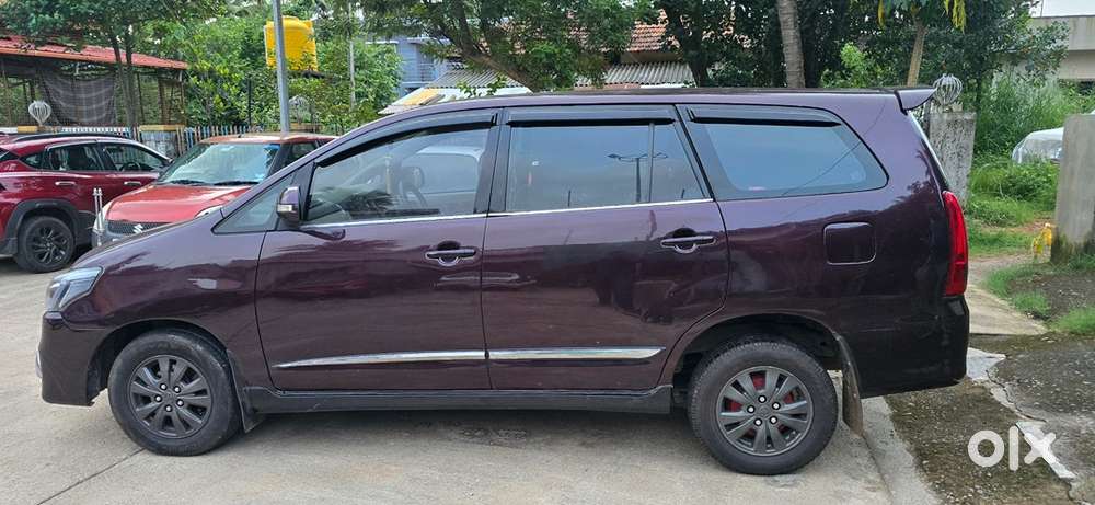 Toyota Innova 2010 Diesel - Fully Modified  8-seater  Excellent