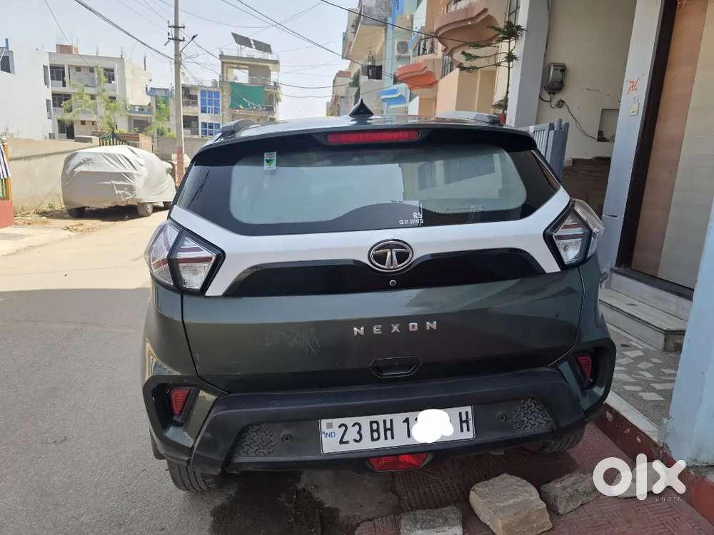 Well Mentioned Only 2.5 Years Old, Used Only For Office Up-down