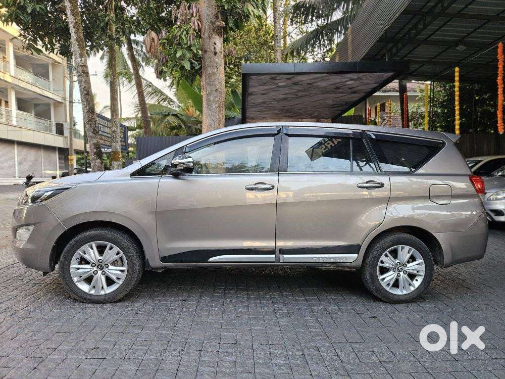 Toyota Innova Crysta 2.4 Z 7 Str, 2017, Diesel