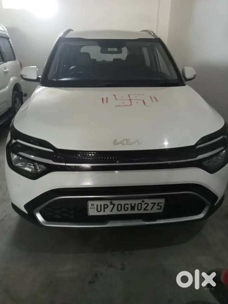 Kia Carens Luxury 7 2024