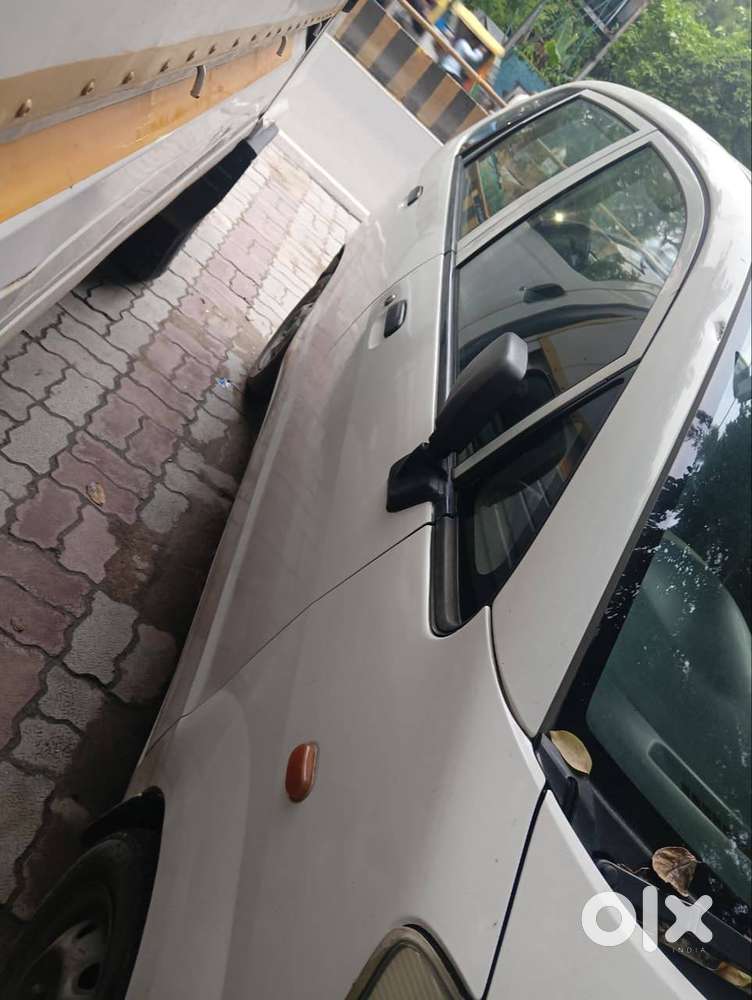 Maruti Suzuki Zen Estilo 2008