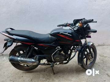 Pulsar 150 store 1st model