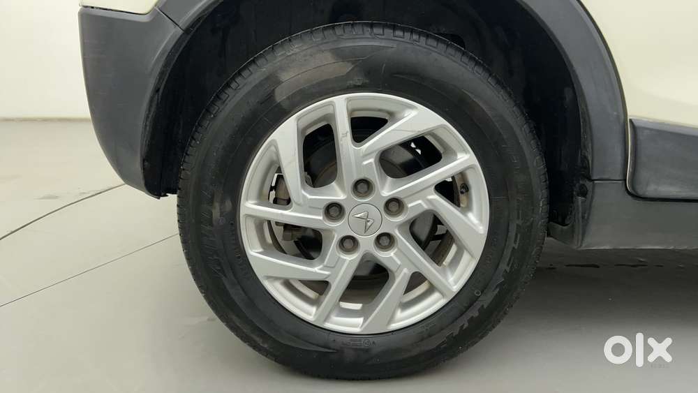 Mahindra Xuv300 W8 Diesel, 2023, Diesel