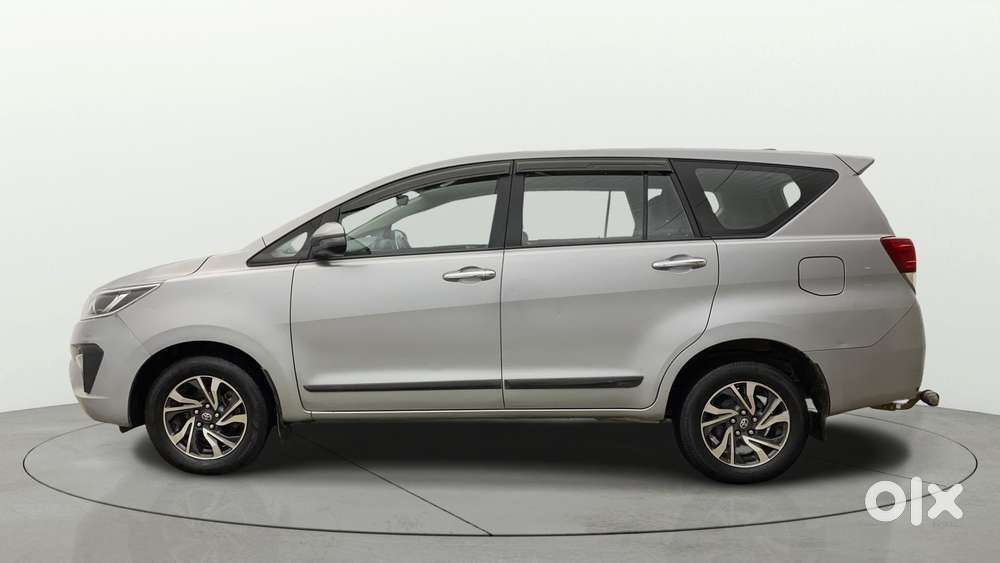 Toyota Innova Crysta [2020-ongoing] 2.7 Vx 7 Str, 2022, Petrol