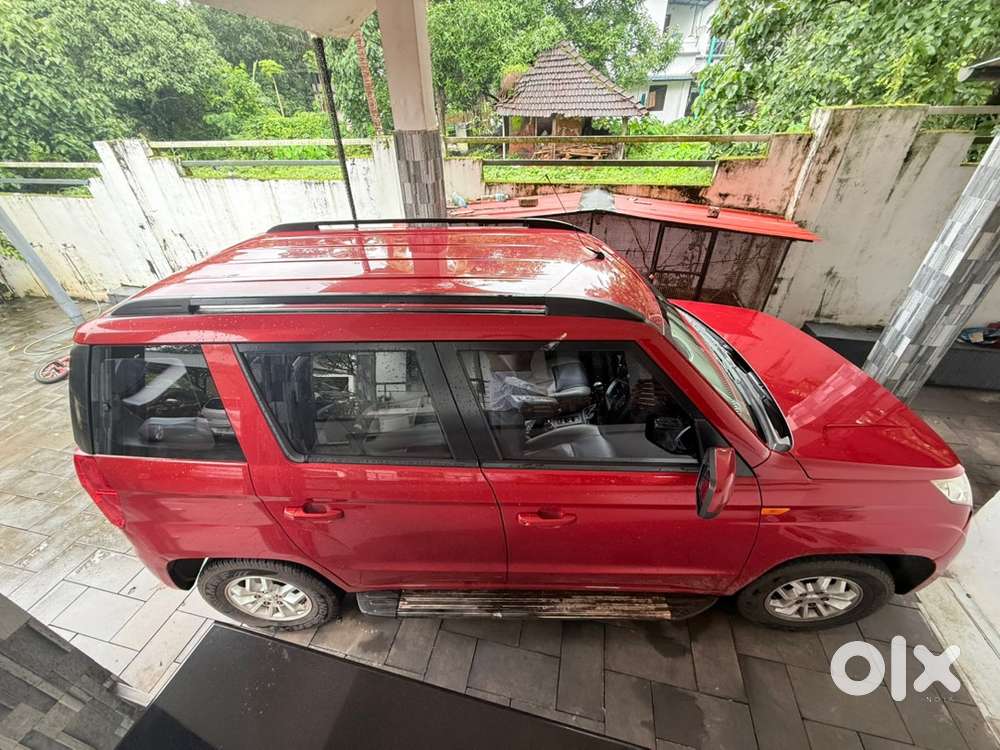 Mahindra Tuv 300 2016