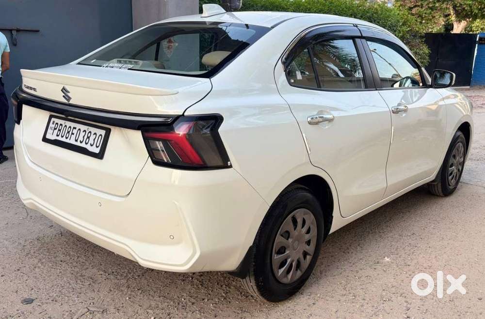 Maruti Suzuki Dzire, 2025, Petrol