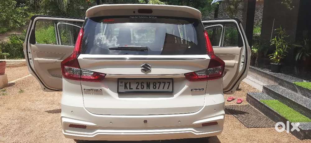 Maruti Suzuki Ertiga Zxi Dec 2023 Petrol Well Maintained