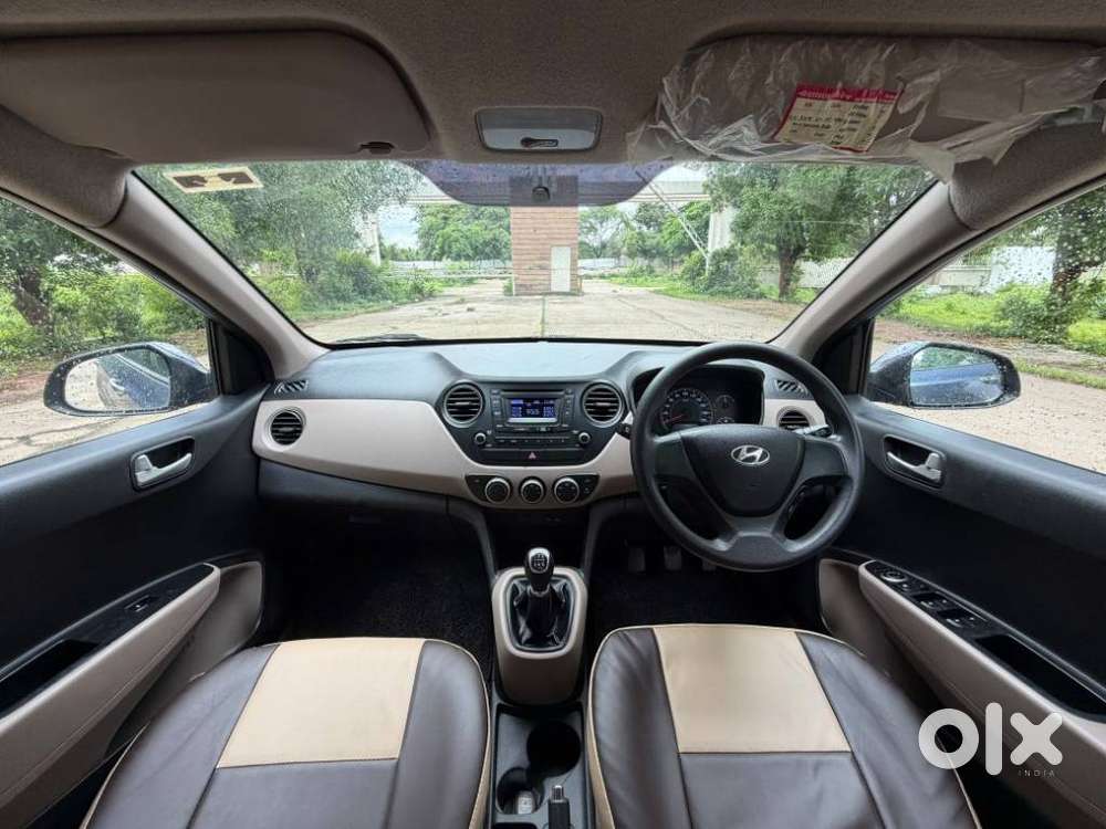 Hyundai Grand I10 Sportz, 2015, Petrol
