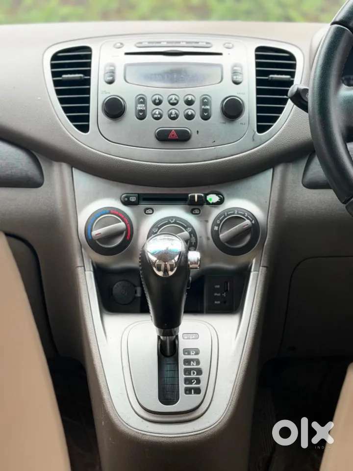Hyundai I10 Sportz At, 2011, Petrol
