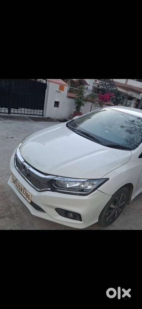 Honda City I-vtec V, 2017, Petrol