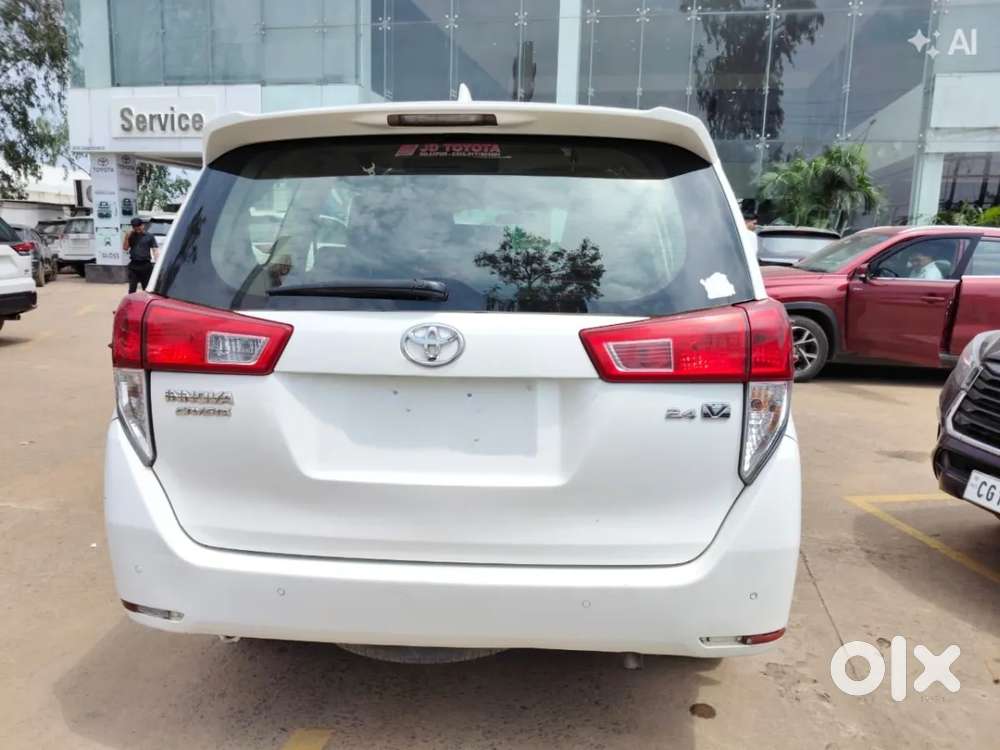 Toyota Innova Crysta [2020-ongoing] 2.4 Vx 8 Str, 2020, Diesel