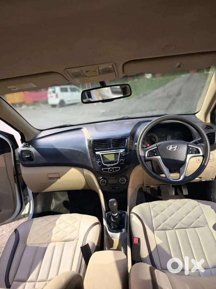 Hyundai Verna 2012 Petrol 77000 Km Driven