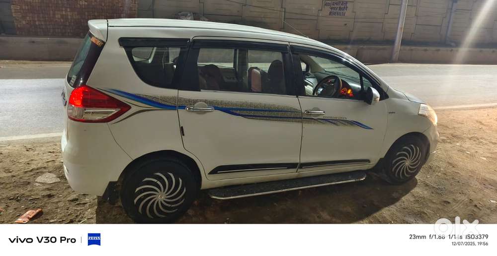 Maruti Suzuki Ertiga Vxi, 2016, Cng & Hybrids