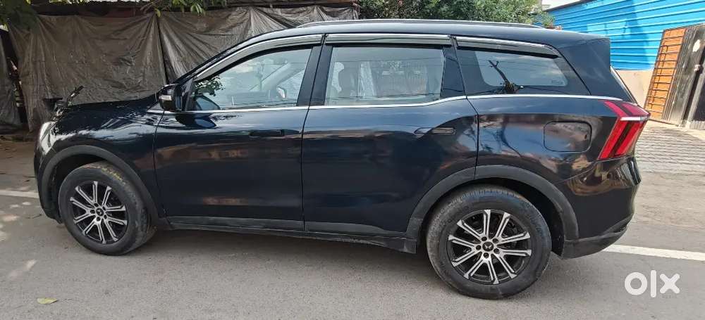 Mahindra Xuv700 2022 Diesel 100000 Km Driven