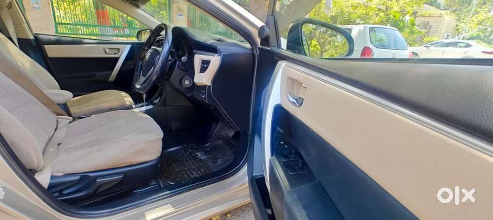 Toyota Corolla Altis 1.8 G Cvt, 2015, Petrol